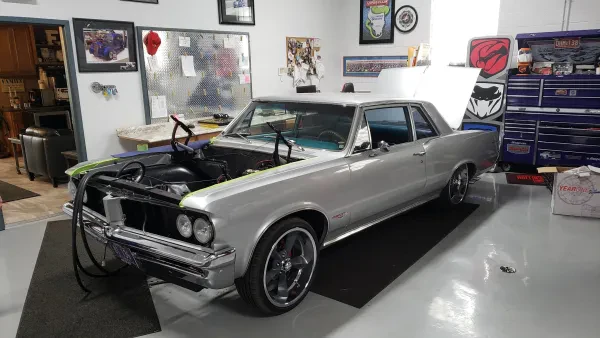 Frankfort Family Auto Repair - photo 3