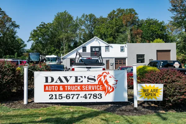 Dave's Auto and Truck Service - photo 3