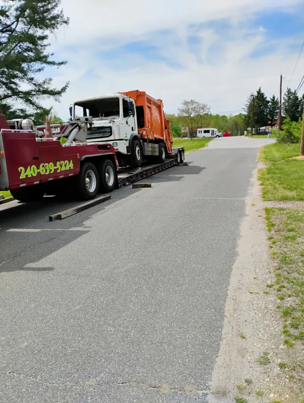 Warren G heavy and light duty towing LLC - photo 2