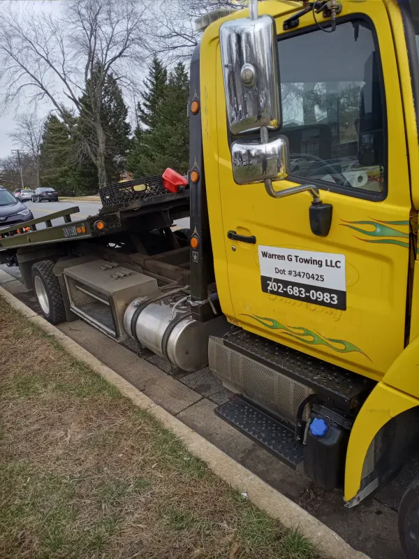 Warren G heavy and light duty towing LLC - photo 3