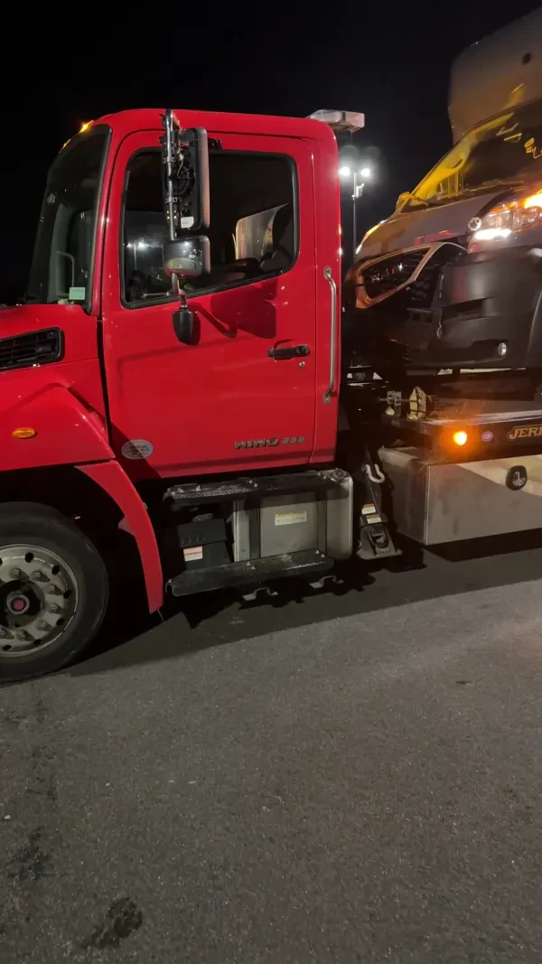 Double J Towing & Transport - photo 2
