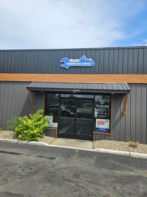 Knapp's Madison Auto and Towing - photo 2