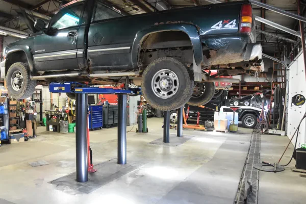 Steele Auto LLC - photo 2