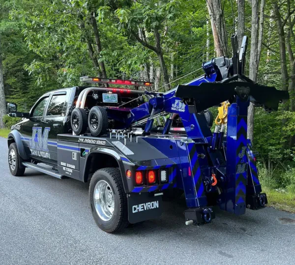 J&M Towing & Recovery - photo 2