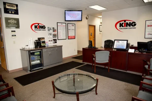 King Collision Centers - photo 4