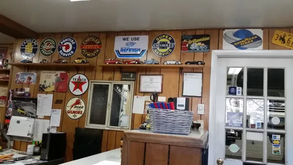 Don's Automotive Inc - photo 2