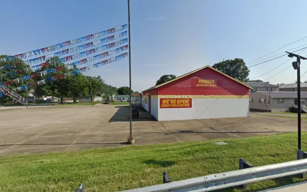 Pioneer Belpre Auto Outlet - photo 2