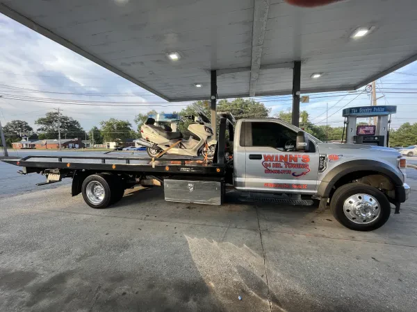 Winn's 24Hr Towing - photo 3