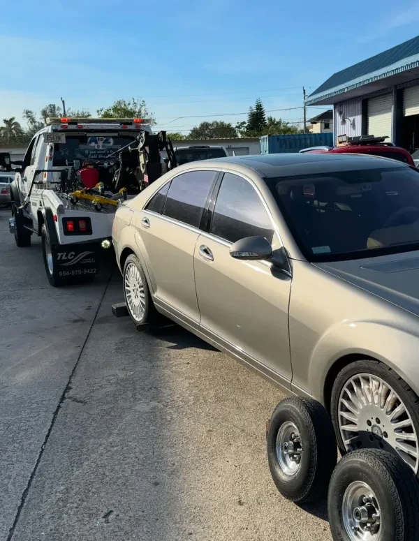 A to Z Towing & Recovery - photo 3