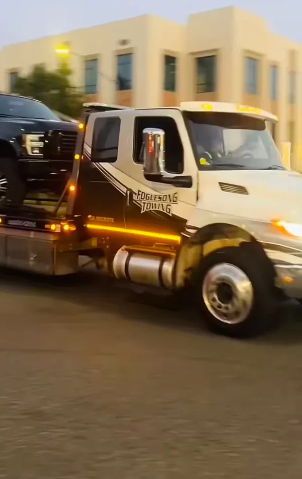 Foglesong Towing - photo 2