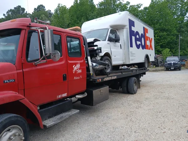 Jonesy's Towing - photo 2