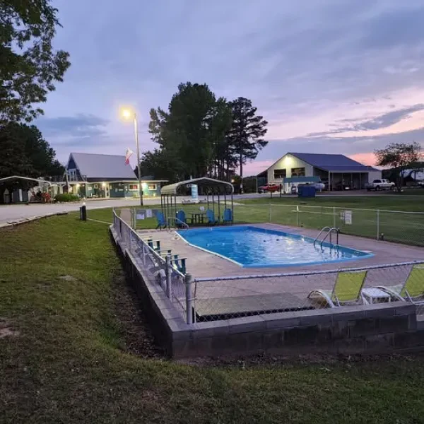 Parkers Crossroads RV Park and Campground - photo 3