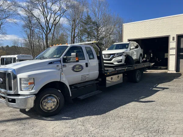 JR's Towing - photo 2