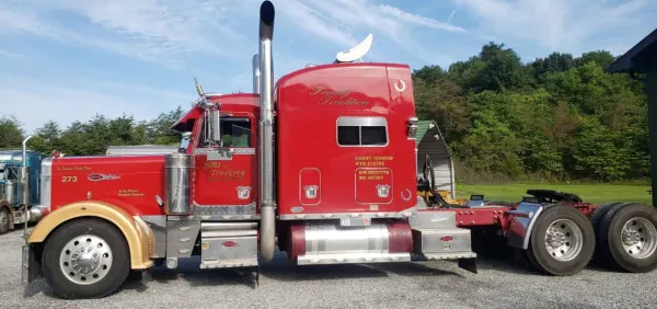 Sams Trucking Garage & Towing - photo 2