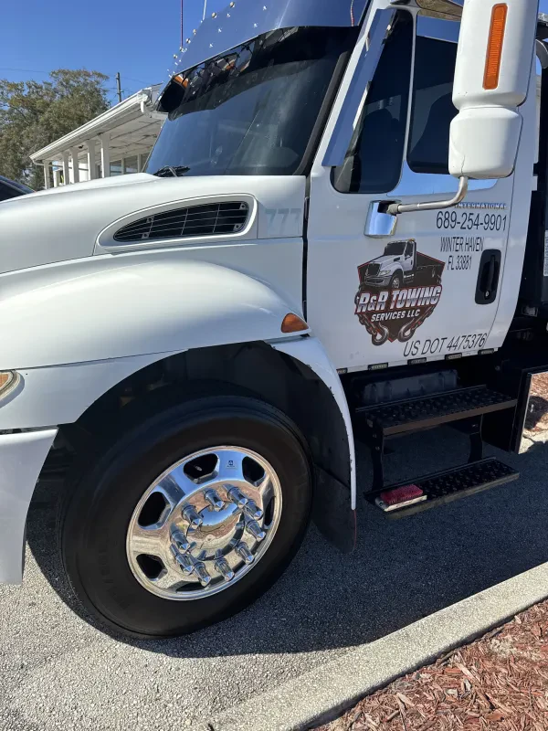 R&RtowingservicesLLc - photo 2