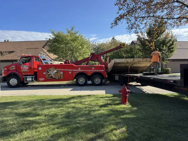 Fox Recovery and Towing - photo 2