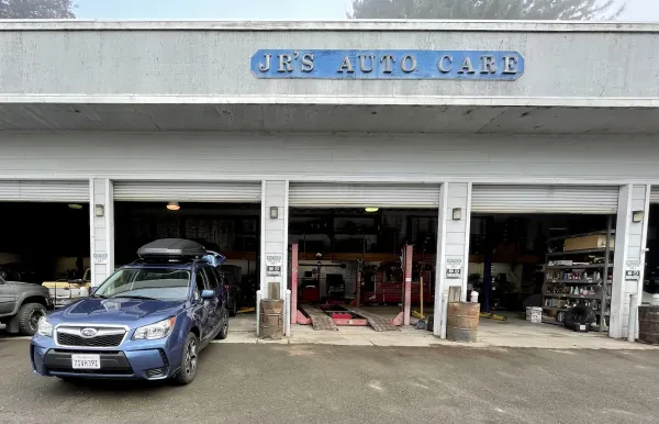 J R's Auto Care Center - photo 2