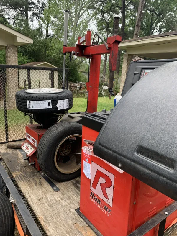 Rogers Tire & Roadside LLC - photo 2
