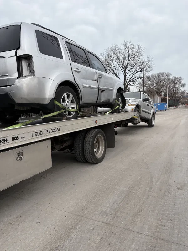 Chicago Towing and Recovery - photo 4