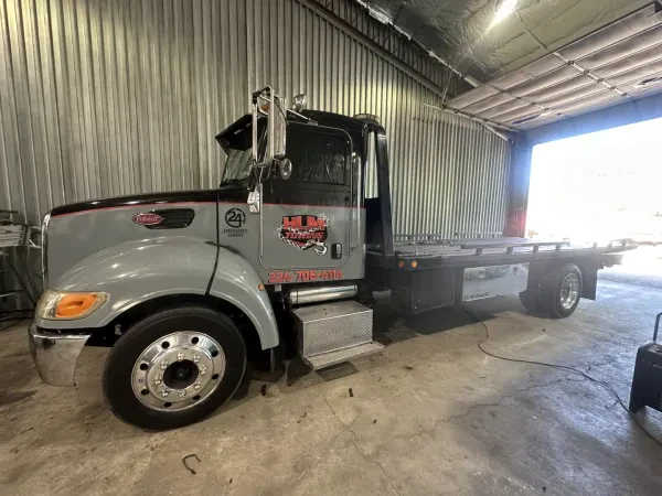HLM Towing LLC - photo 2