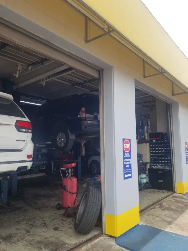 Royal Oak Auto Service, LLC - photo 4