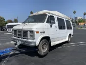 LA Rojo's Junk Cars