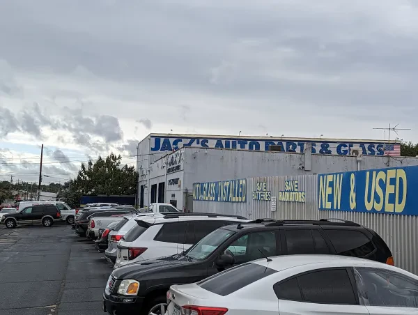 Jack's Auto Glass & Parts - photo 3