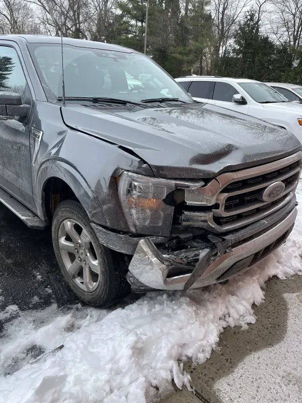 DeGovanni Collision Experts - photo 2