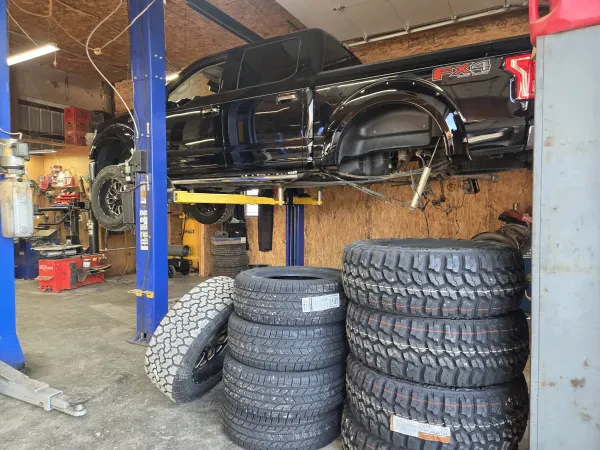 Loucks Auto Repair and 24 Hour Towing - photo 4
