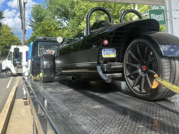 Upscale Towing - photo 2