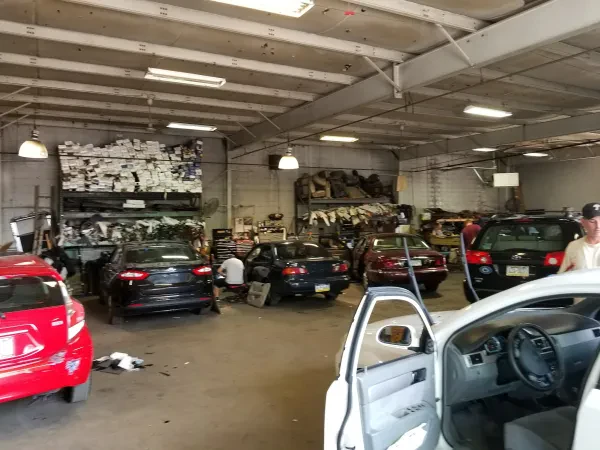Rydon Auto Glass - photo 3