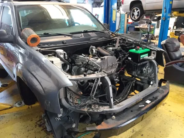 Yai's Auto Repair - photo 4
