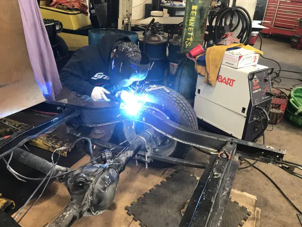 Bennett's Garage - photo 4