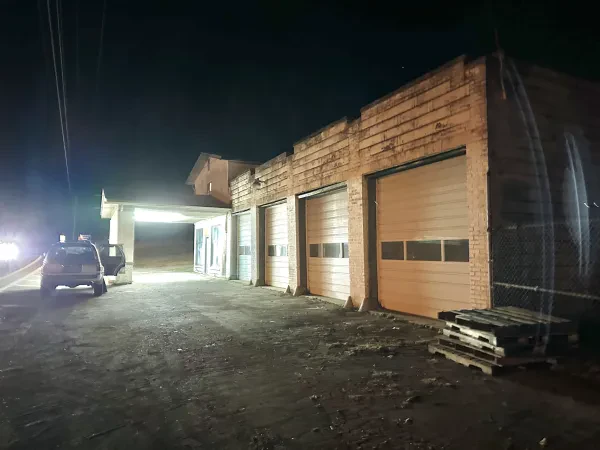 R & R Auto and Diesel Repair - photo 2