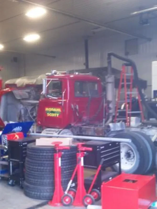 Hodge's Towing & Repair - photo 4