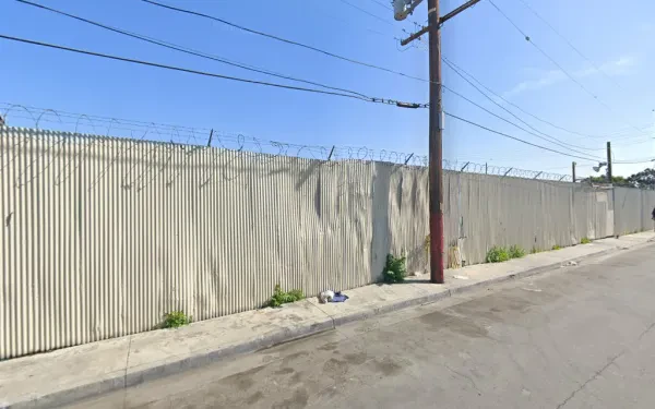 Tony's Auto Parts - photo 4