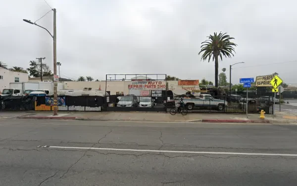 guerrero auto parts and repair - photo 3