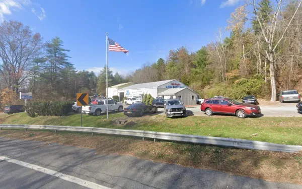 Bob Gaydos Auto Body Inc - photo 4
