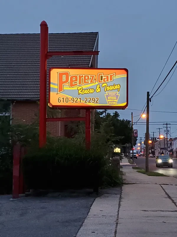 Perez Car Renew & Towing LLC - photo 2