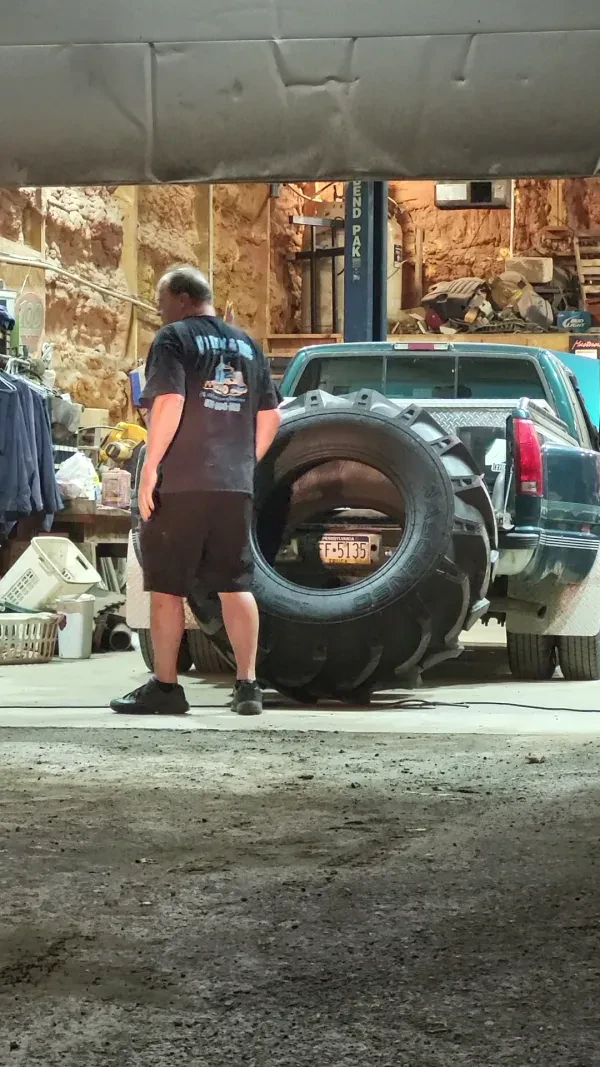 CJ's Truck & Tire Service LLC - photo 2