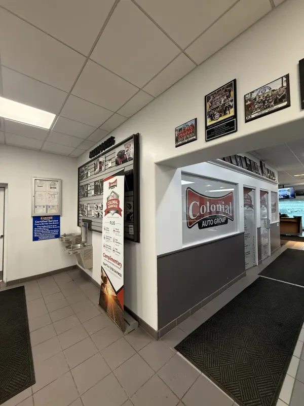 Colonial Motor Mart - photo 3