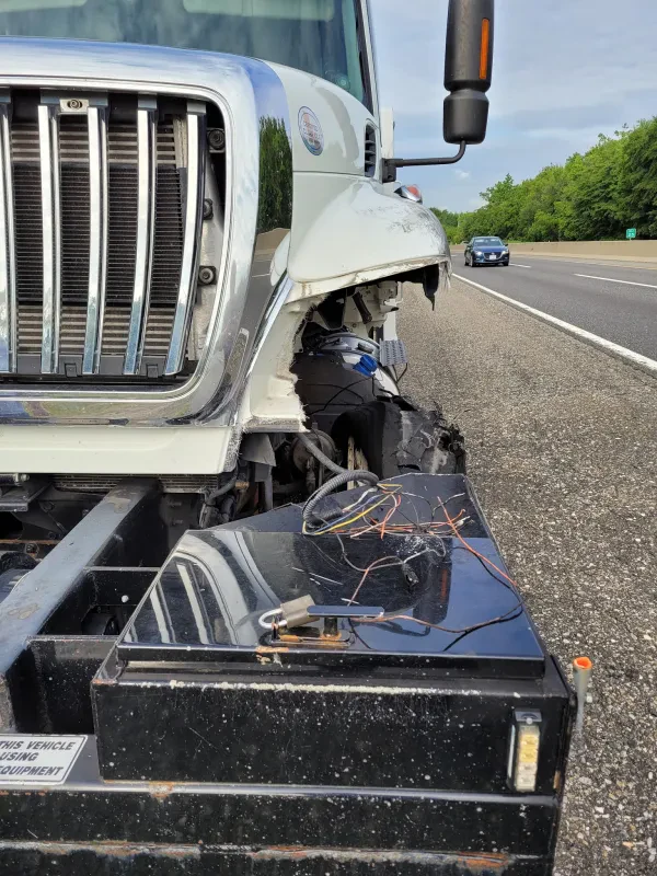 Verone's Collision Inc - photo 4
