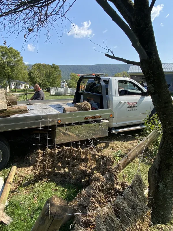 Maykut's Towing - photo 2