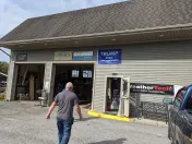 Robert & Bev's Truck Accessory Center LLC
