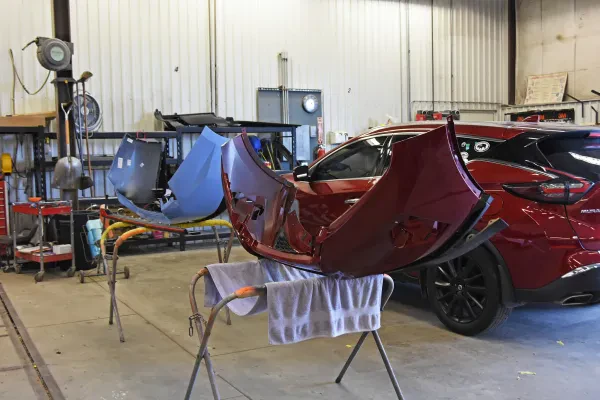 Reedsburg Auto Body - photo 2