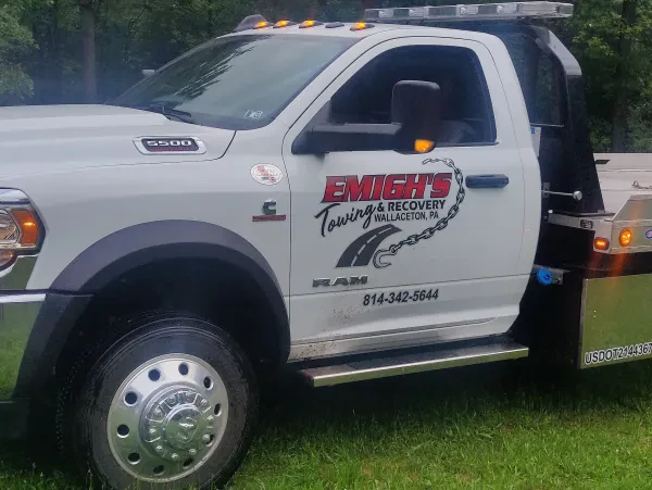 Emigh's Auto Sales & Repair & Towing - photo 2
