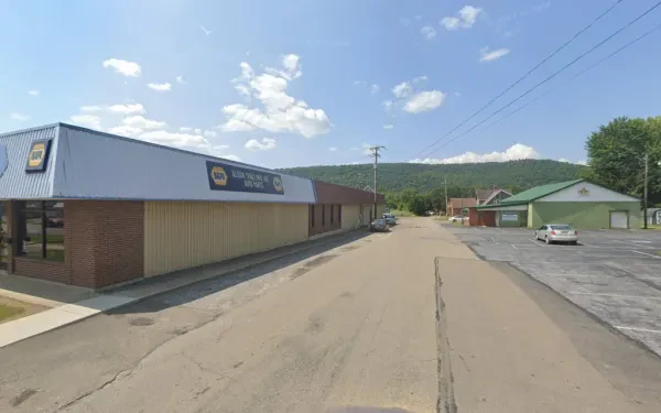 NAPA Auto Parts - Olson & Tenglund Auto Parts - photo 3