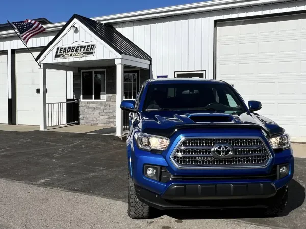 Leadbetter Auto Body & Towing - photo 4