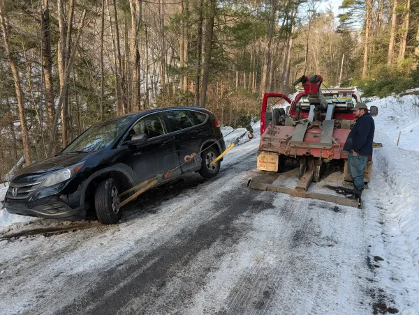 East Main Service Towing/Recovery - photo 4