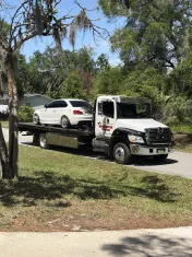 Edgewater Garage Inc - Edgewater Towing & Heavy Haul